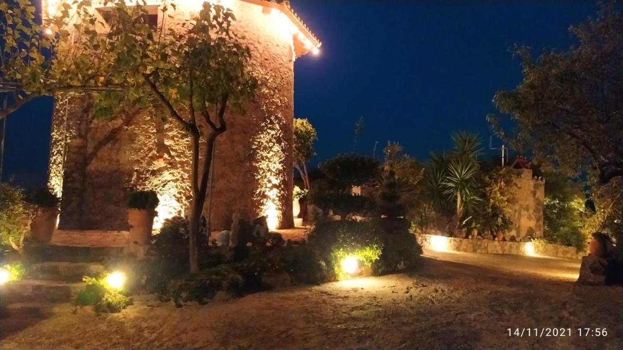 Traditional Windmill-Milos Kroustas エクステリア 写真